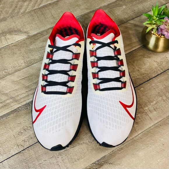 Nike Air Zoom Pegasus 37 “Atlanta Falcons” Men's Size 8 - Picture 2 of 6